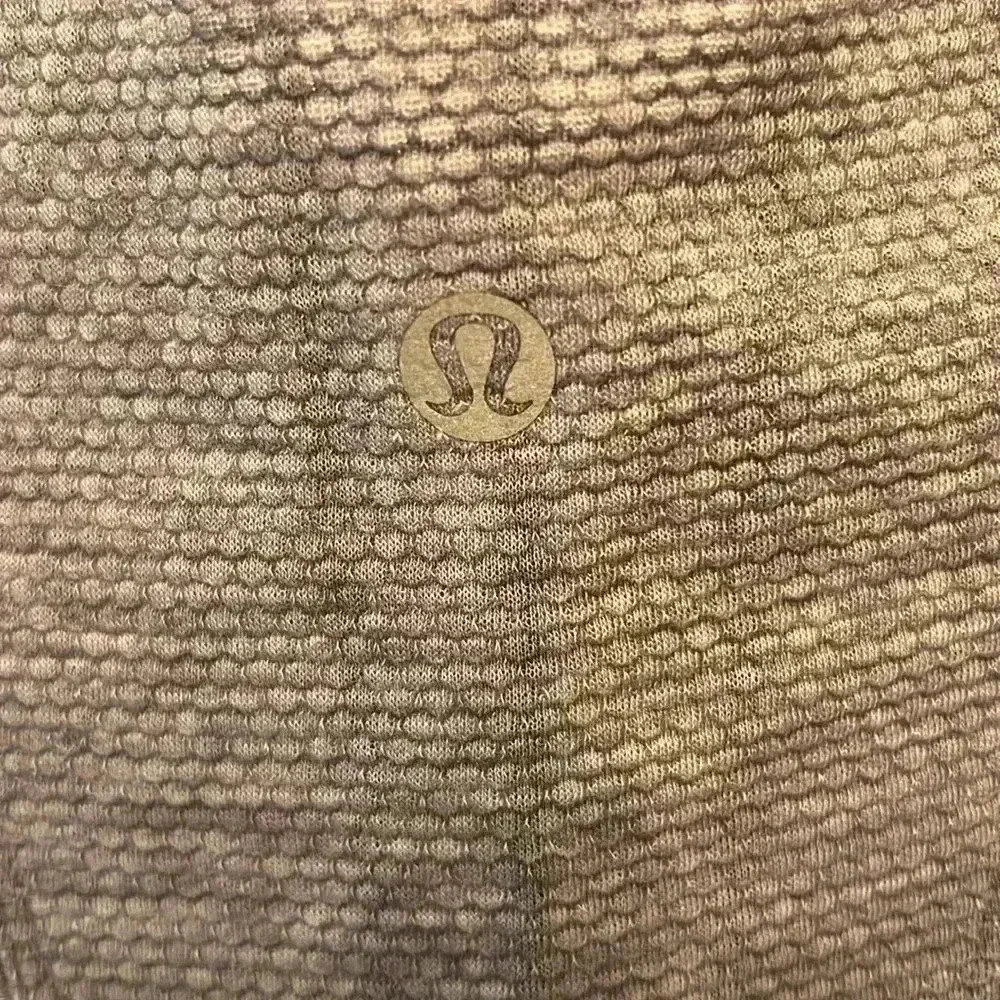 Lululemon Stronger as One Muscle Tank-Sz 6